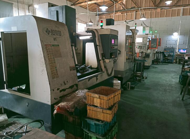 廠(chǎng)房設(shè)備14